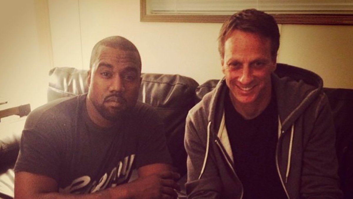 Kanye West hänger med Tony Hawk. 